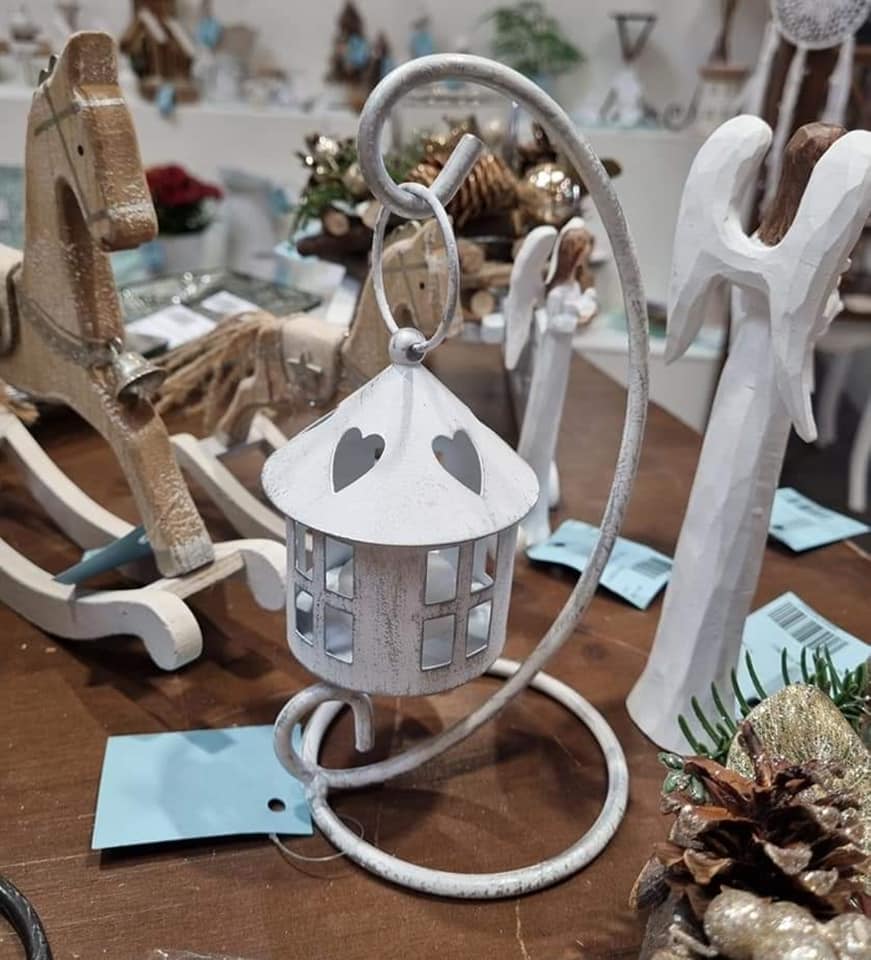 Lucerna na stojanu s LED osvětlením bílá